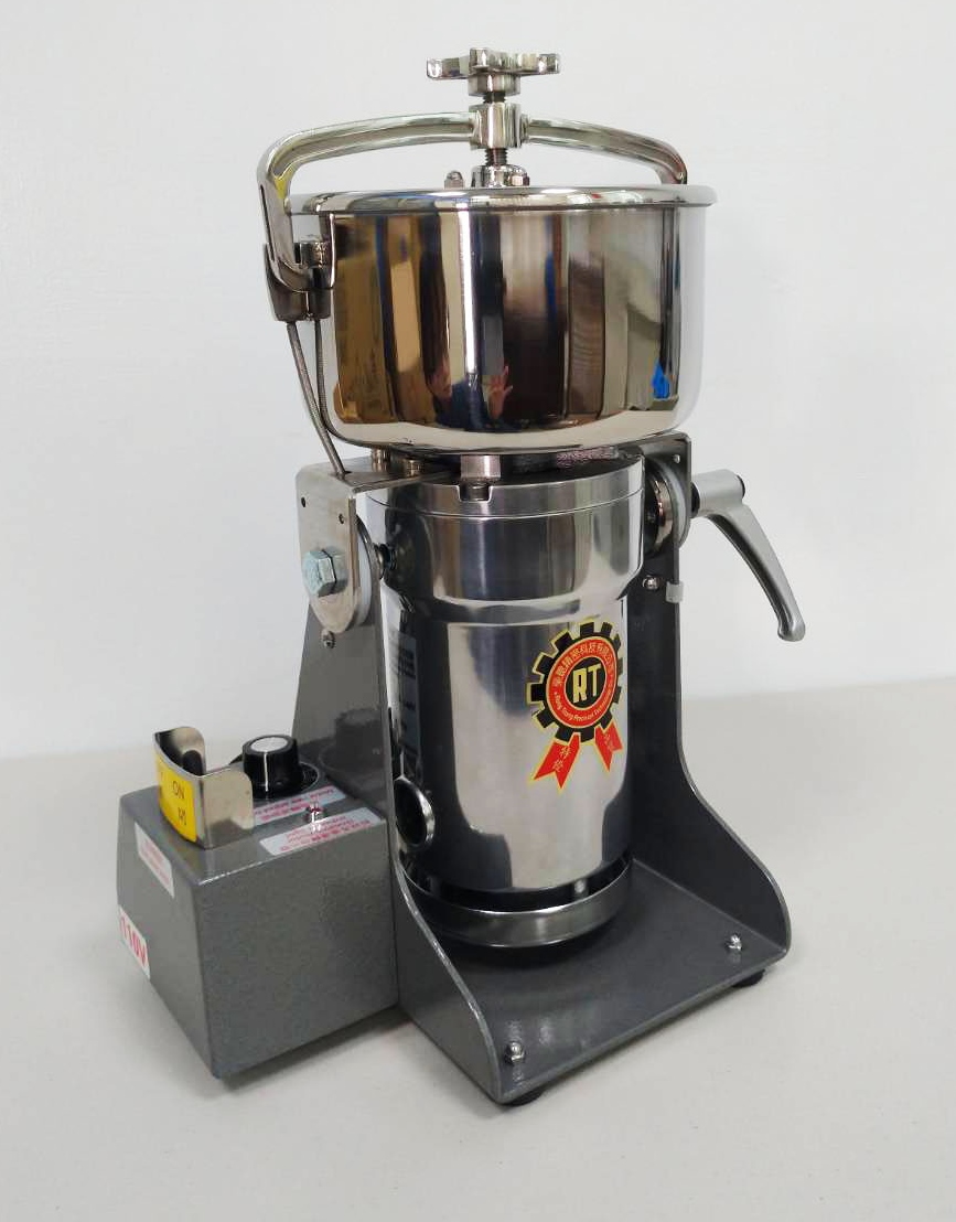 新型12兩裝安全開(kāi)關(guān)型可變轉(zhuǎn)速高速粉碎機(jī)RT-N12SFSC